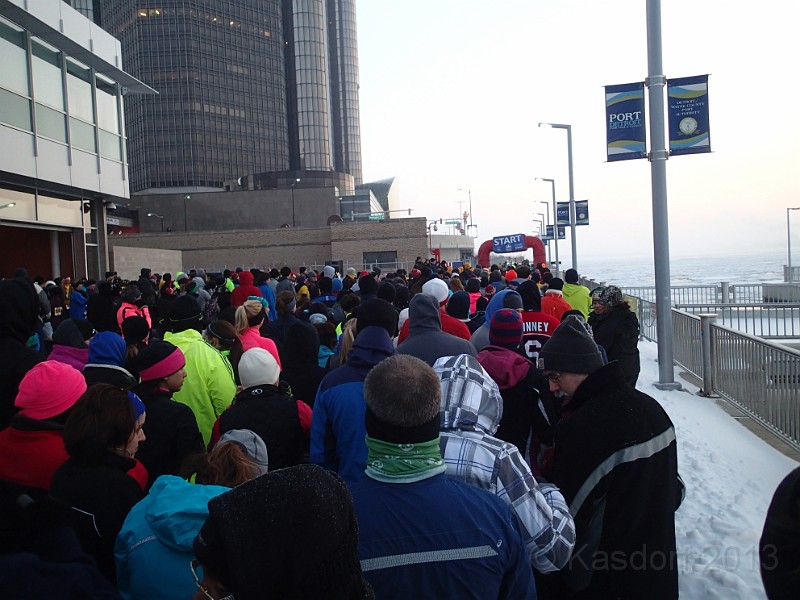 2014 Autoshow Shuffle 5K 058.JPG - 2014 Autoshow Shuffle 5K in Detroit Michigan. A cold day along the river, but accompanied by a great sunrise! Out and back on the River Greenway.